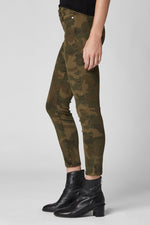 Blank NYC The Reade Skinny Crop Scout Pant Camo
